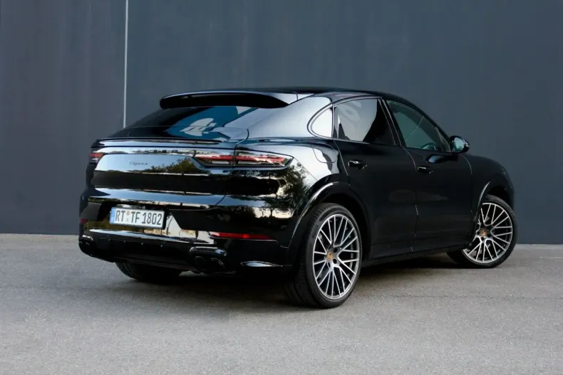 Porsche Cayenne din 2022 cu 68.822 km - oferta POR141934 - foto 5