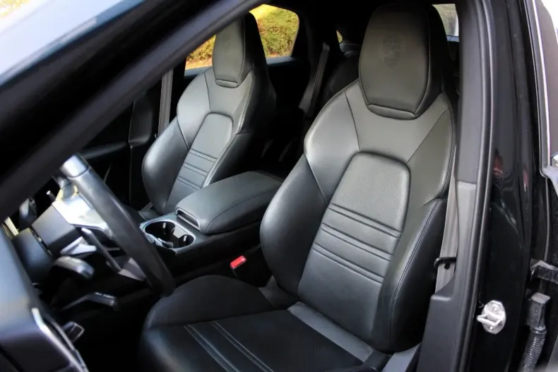 Porsche Cayenne din 2022 cu 68.822 km - oferta POR141934 - foto 11