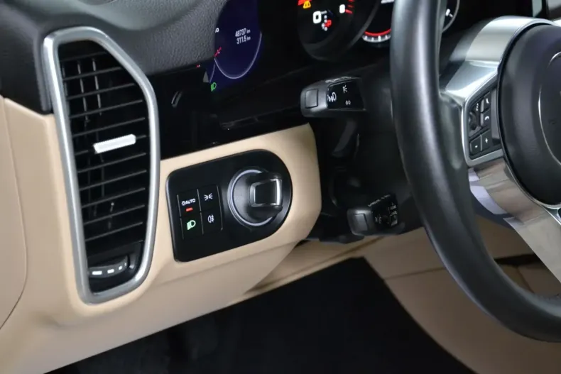 Porsche Cayenne din 2022 cu 48.700 km - oferta POR141936 - foto 18