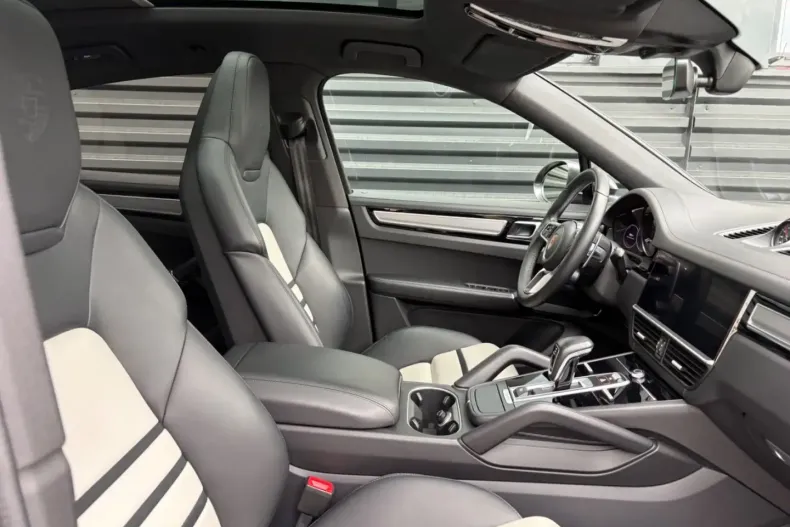 Porsche Cayenne din 2021 cu 80.700 km - oferta POR141941 - foto 12