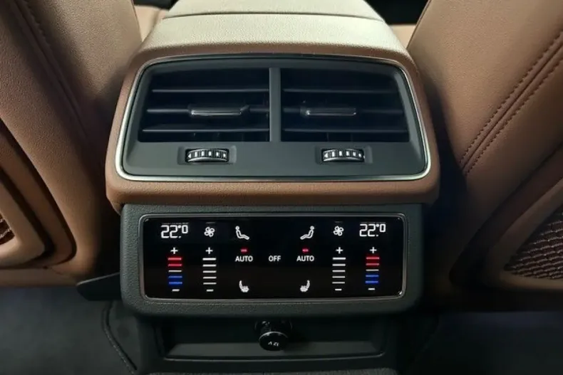 Audi A6 din 2024 cu 9.999 km - oferta AUD141957 - foto 18