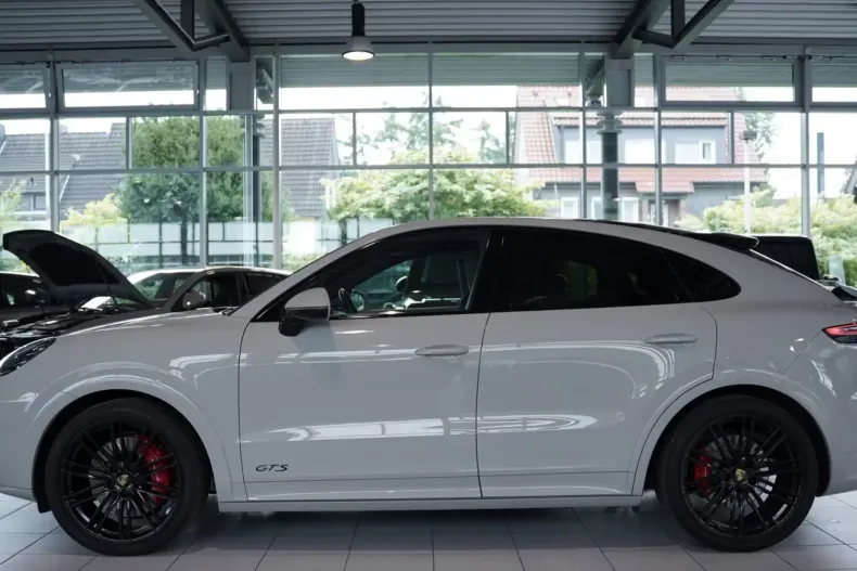 Porsche Cayenne din 2021 cu 79.900 km - oferta POR141959 - foto 6