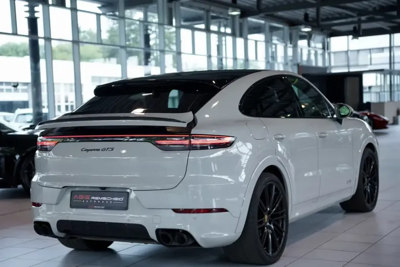 Porsche Cayenne din 2021 cu 79.900 km - oferta POR141959 - foto 8