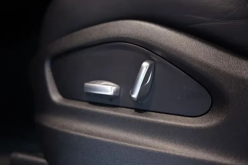 Porsche Cayenne din 2021 cu 79.900 km - oferta POR141959 - foto 11