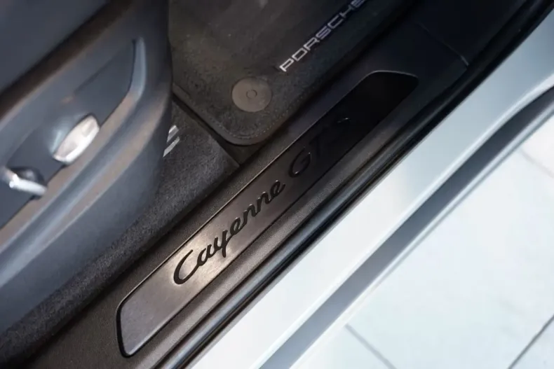 Porsche Cayenne din 2021 cu 79.900 km - oferta POR141959 - foto 33