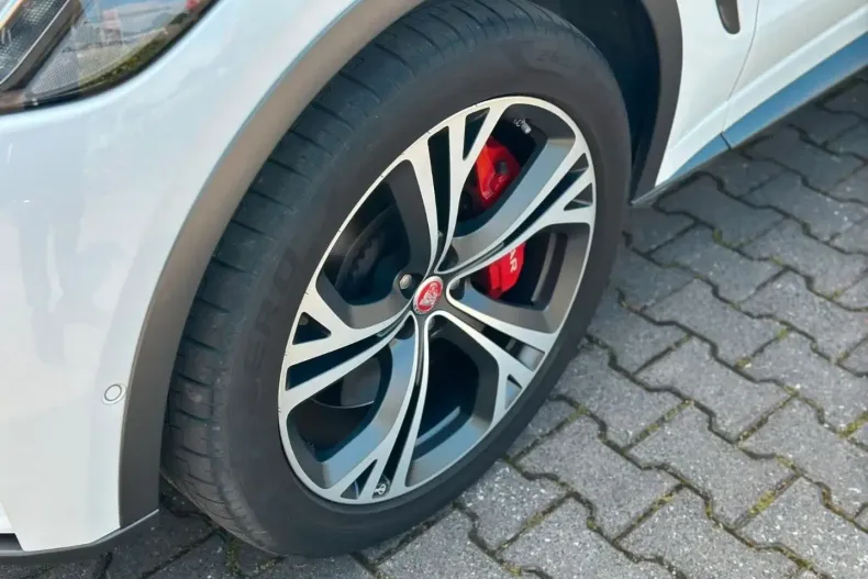 Jaguar F-Pace din 2020 cu 64.800 km - oferta JAG141971 - foto 12