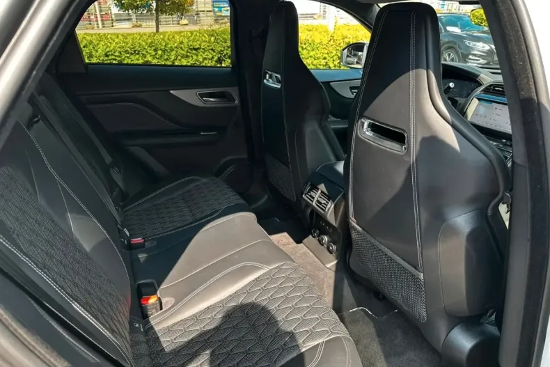 Jaguar F-Pace din 2020 cu 64.800 km - oferta JAG141971 - foto 23