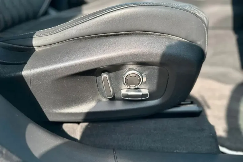 Jaguar F-Pace din 2020 cu 64.800 km - oferta JAG141971 - foto 27