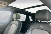 Volkswagen Touareg din 2024 cu 32.173 km - oferta VOL141979 - foto 9