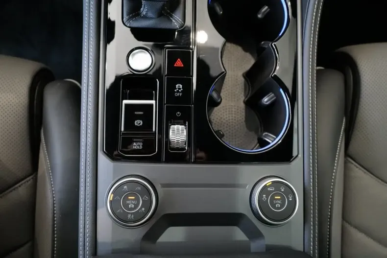 Volkswagen Touareg din 2024 cu 18.426 km - oferta VOL141981 - foto 16