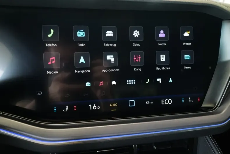 Volkswagen Touareg din 2024 cu 18.426 km - oferta VOL141981 - foto 17