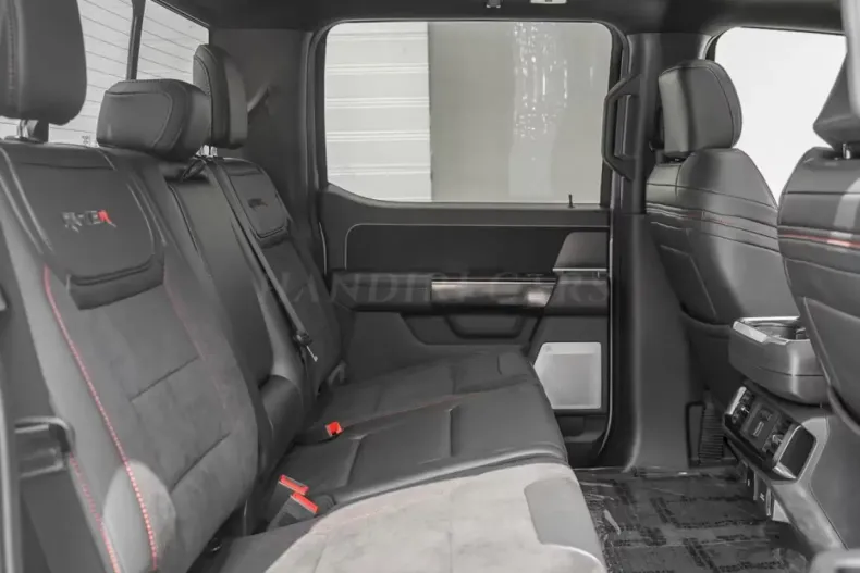 Ford F 150 din 2025 cu 5 km - oferta FOR141982 - foto 7