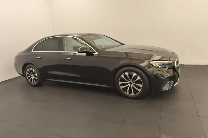 Mercedes-Benz E 200 din 2024 cu 45.276 km - oferta MER141984 - foto 3