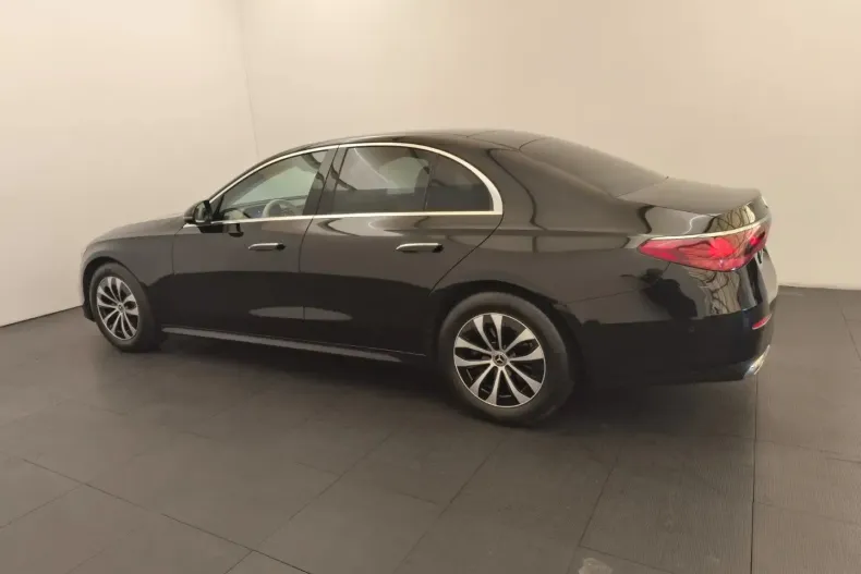 Mercedes-Benz E 200 din 2024 cu 45.276 km - oferta MER141984 - foto 7