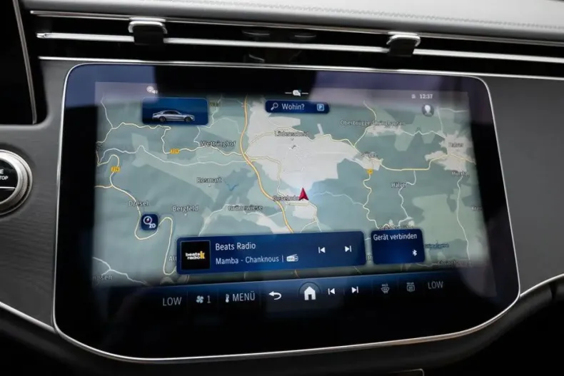 Mercedes-Benz E 200 din 2025 cu 14.632 km - oferta MER141987 - foto 9