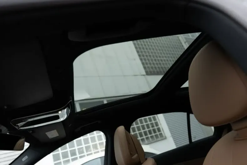 Mercedes-Benz E 200 din 2025 cu 14.632 km - oferta MER141987 - foto 21