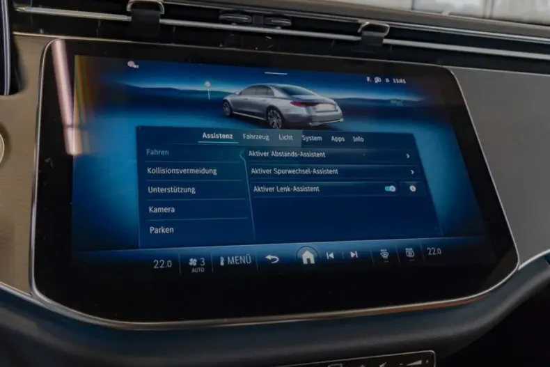 Mercedes-Benz E 200 din 2025 cu 14.632 km - oferta MER141987 - foto 24