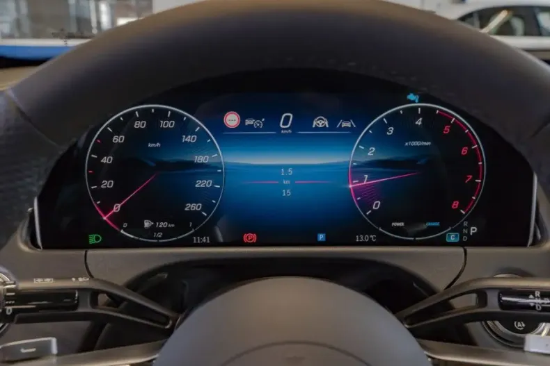 Mercedes-Benz E 200 din 2025 cu 14.632 km - oferta MER141987 - foto 25