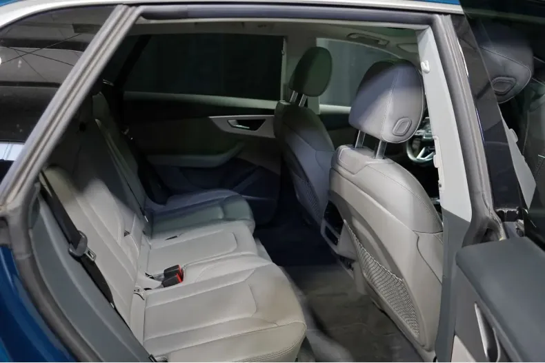 Audi Q8 din 2021 cu 68.900 km - oferta AUD141994 - foto 9