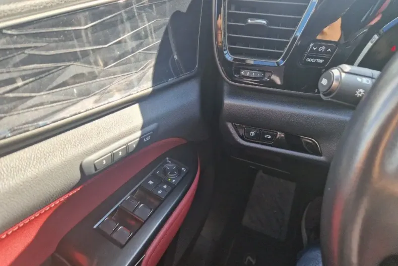 Lexus NX 450h din 2022 cu 31.394 km - oferta LEX141999 - foto 14