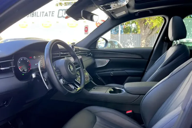 Maserati Grecale din 2023 cu 82.144 km - oferta MAS142004 - foto 4