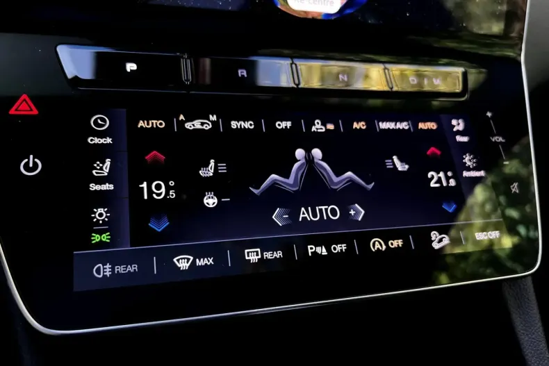 Maserati Grecale din 2023 cu 82.144 km - oferta MAS142004 - foto 14