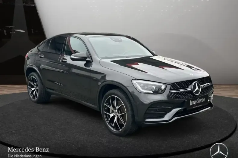 Mercedes-Benz GLC 300 din 2021 cu 47.746 km - oferta MER142005 - foto 1
