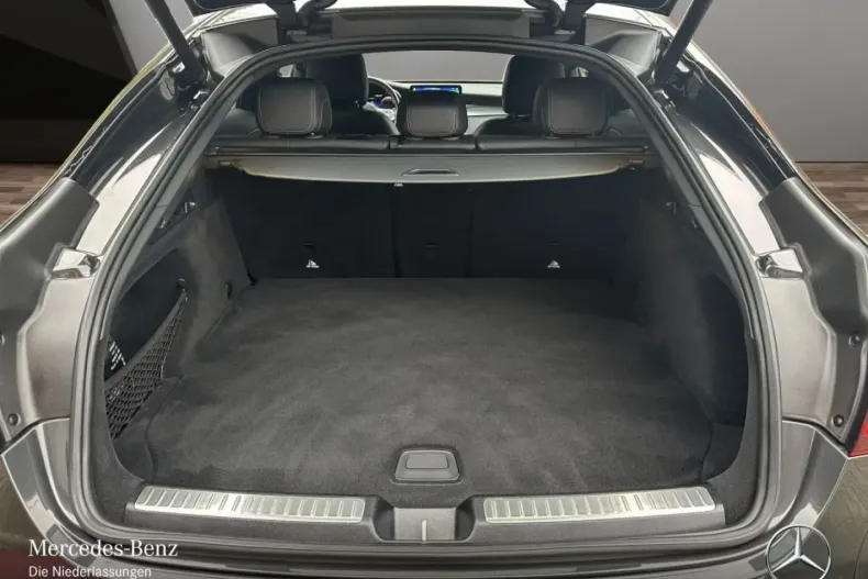 Mercedes-Benz GLC 300 din 2021 cu 47.746 km - oferta MER142005 - foto 4