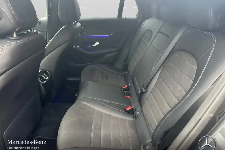 Mercedes-Benz GLC 300 din 2021 cu 47.746 km - oferta MER142005 - foto 6