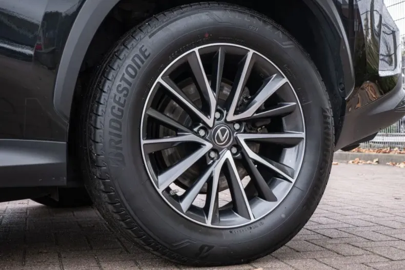 Lexus NX 450h din 2022 cu 99.779 km - oferta LEX142006 - foto 8