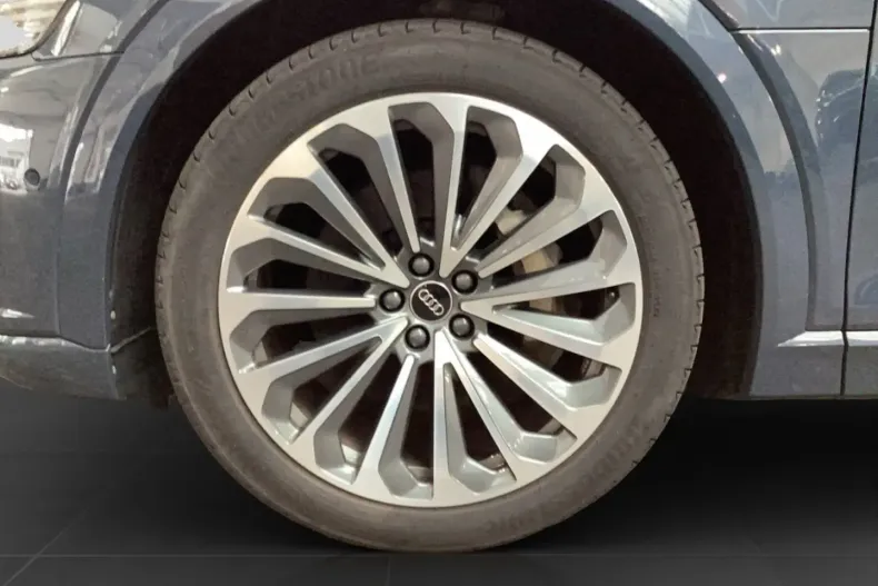 Audi Q8 din 2023 cu 67.841 km - oferta AUD142009 - foto 6