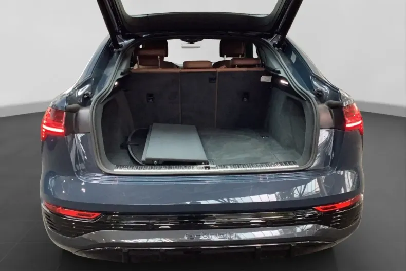 Audi Q8 din 2023 cu 67.841 km - oferta AUD142009 - foto 16