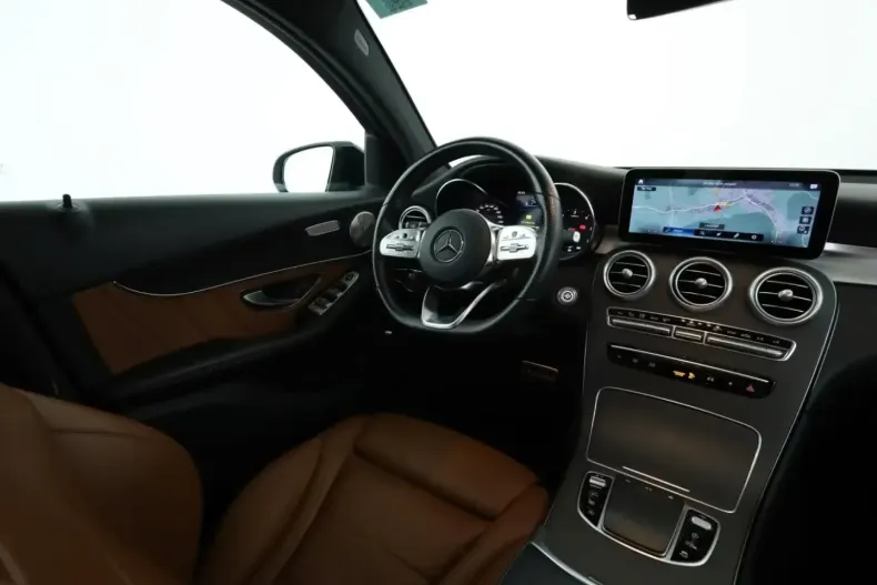 Mercedes-Benz GLC 220 din 2021 cu 59.365 km - oferta MER142010 - foto 5