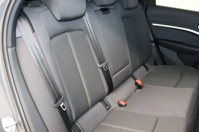 Audi Q8 din 2023 cu 28.666 km - oferta AUD142012 - foto 7