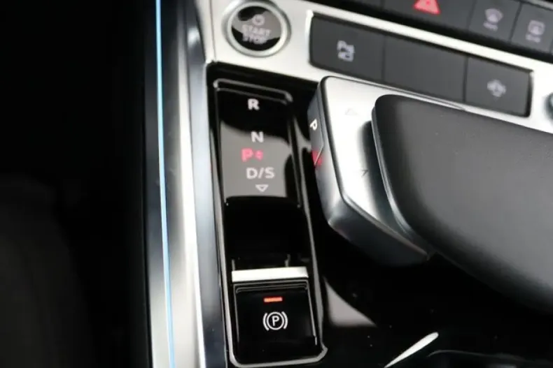 Audi Q8 din 2023 cu 28.666 km - oferta AUD142012 - foto 9