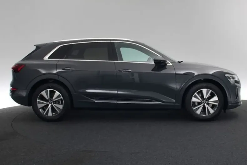 Audi Q8 din 2023 cu 28.666 km - oferta AUD142012 - foto 17