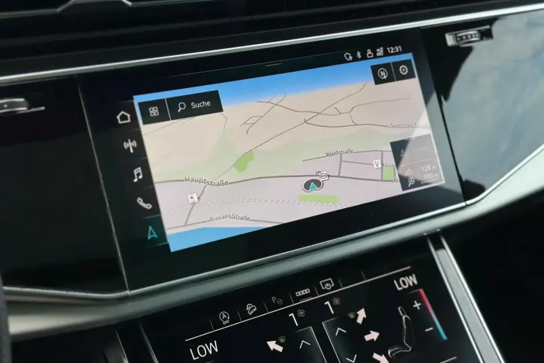 Audi Q8 din 2021 cu 69.899 km - oferta AUD142018 - foto 13