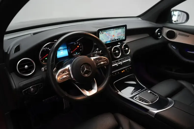 Mercedes-Benz GLC 300 din 2020 cu 55.000 km - oferta MER142019 - foto 6