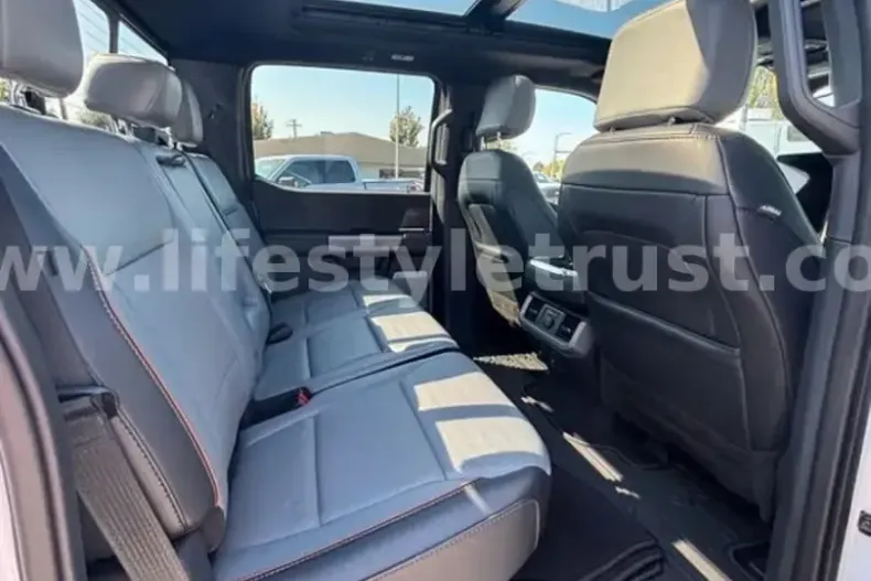 Ford F 150 din 2024 cu 16.400 km - oferta FOR142021 - foto 11