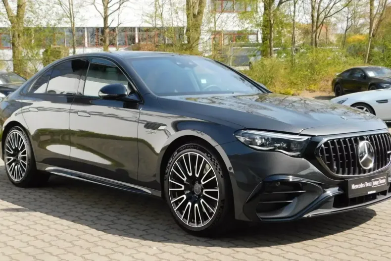 Mercedes-Benz E 53 AMG din 2024 cu 9.450 km - oferta MER142023 - foto 1