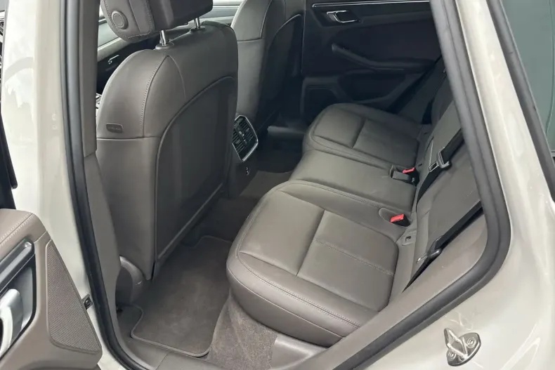 Porsche Macan din 2023 cu 38.632 km - oferta POR142032 - foto 10