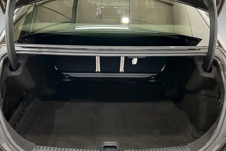 Mercedes-Benz E 450 din 2025 cu 6.094 km - oferta MER142034 - foto 8