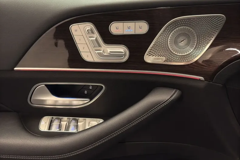 Mercedes-Benz GLE 350 din 2024 cu 19.538 km - oferta MER142044 - foto 6