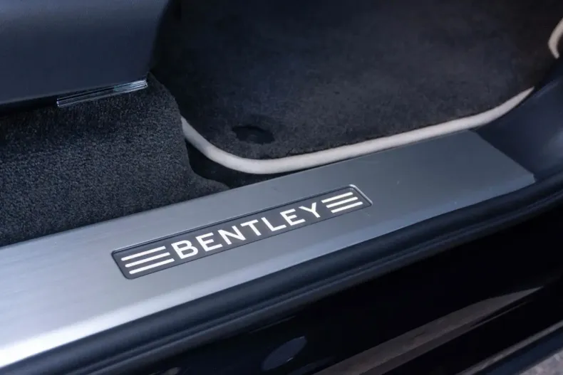 Bentley Bentayga din 2021 cu 17.500 km - oferta BEN142048 - foto 39