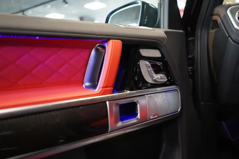 Mercedes-Benz G 63 AMG din 2025 cu 8.500 km - oferta MER142058 - foto 13