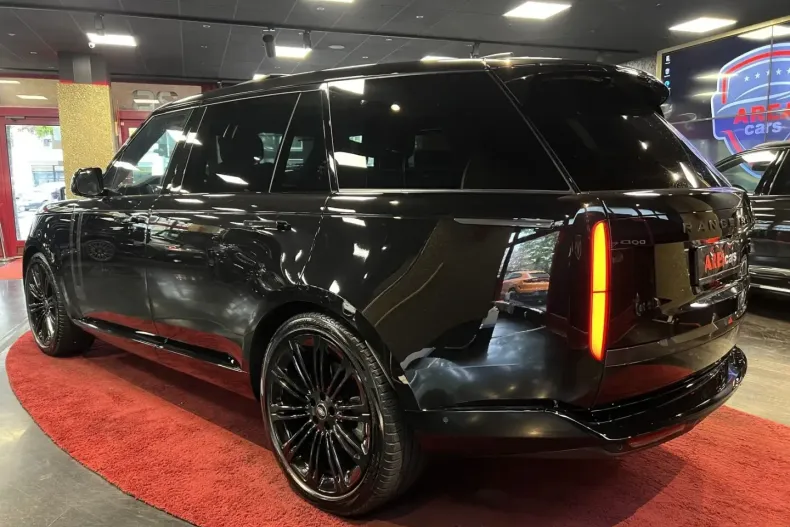 Land Rover Range Rover din 2024 cu 8.900 km - oferta LAN142060 - foto 7