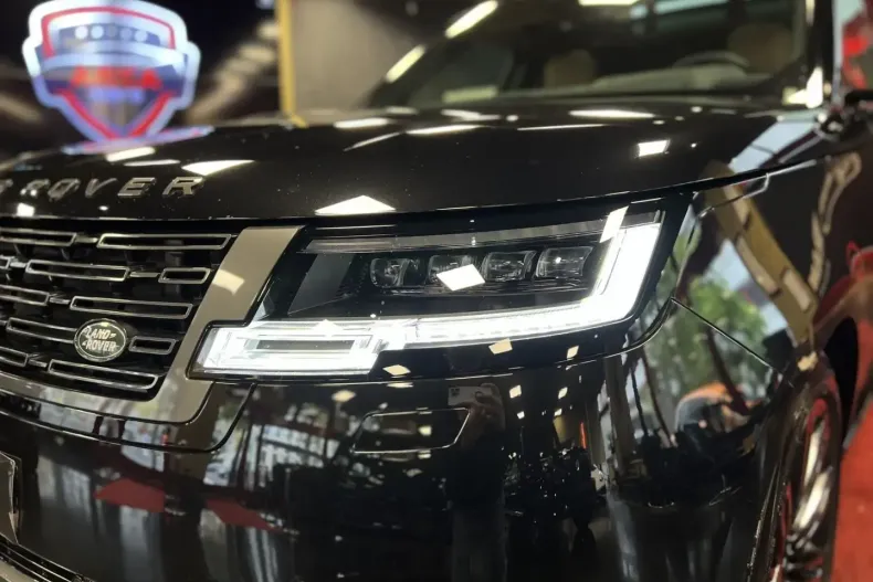 Land Rover Range Rover din 2024 cu 8.900 km - oferta LAN142060 - foto 9