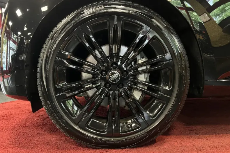 Land Rover Range Rover din 2024 cu 8.900 km - oferta LAN142060 - foto 10