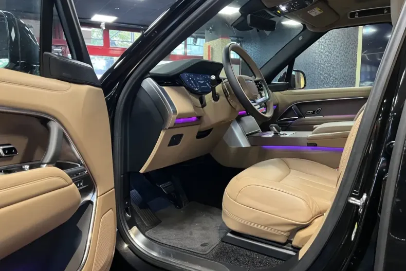 Land Rover Range Rover din 2024 cu 8.900 km - oferta LAN142060 - foto 20