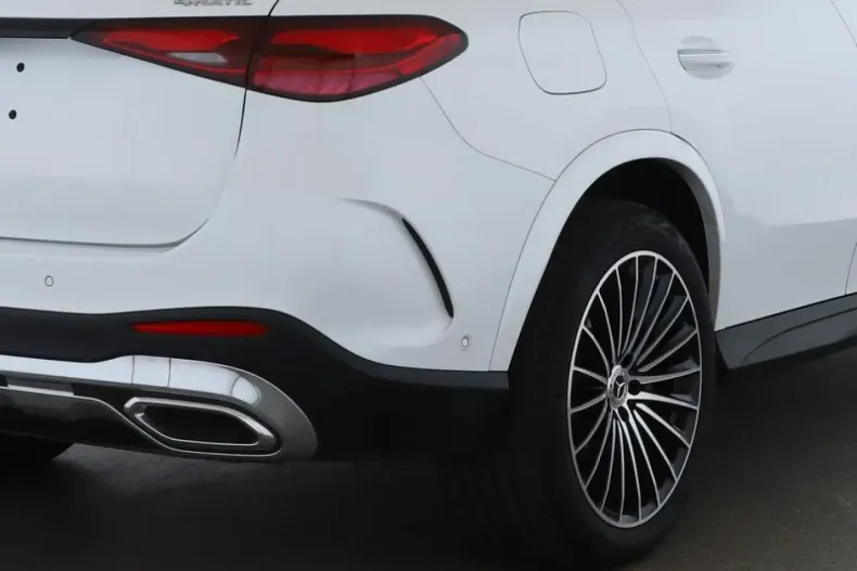 Mercedes-Benz GLC 300 din 2024 cu 7.765 km - oferta MER142068 - foto 4